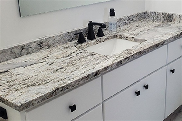 Granite vs. Marble Countertops for Bathrooms & Kitchens